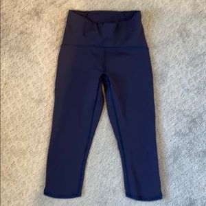 Lululemon Train Times Crop (17") - midnight navy